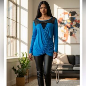 ASHLEY STEWART CUT OUT FRONT TOP. FLAUX LEATHER ON THE SHOULDERS RUDGED SZ 18/20